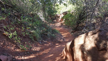 Oak Creek Valley - Picture 5